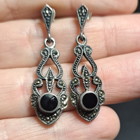 Vintage 925 Silver Dangle Earrings with Black stones - Picture 1 of 8